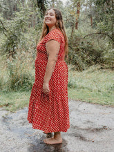 Load image into Gallery viewer, Micro Floral Red Tiered Jersey Plus Size Dress
