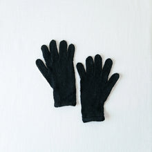 Load image into Gallery viewer, Milkshake 100% Alpaca Gloves
