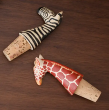 Load image into Gallery viewer, Giraffe Wine Topper
