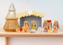 Load image into Gallery viewer, Felt Nativity Scene Set
