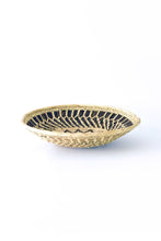 Load image into Gallery viewer, BaTonga All-Natural Plateau Basket with Star Pattern
