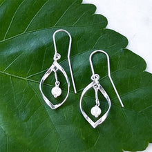 Load image into Gallery viewer, Dangling Pearl Earrings Sterling
