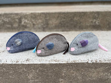 Load image into Gallery viewer, Juniper Mouse Purse: Purple
