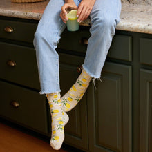 Load image into Gallery viewer, Socks that Plant Trees (Beige Lemons)
