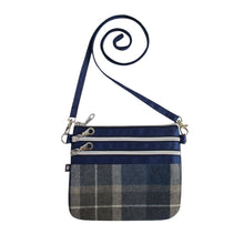 Load image into Gallery viewer, Humbie Tweed 3 Zip Bag
