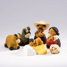 Load image into Gallery viewer, Characato Small Nativity
