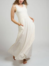 Load image into Gallery viewer, Vero Maxi Dress Tree Rings Shell
