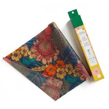 Load image into Gallery viewer, Beeswax Wrap Roll
