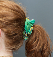 Load image into Gallery viewer, Sari Chic Scrunchies Set
