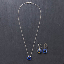 Load image into Gallery viewer, Peruvian Lapis Circle Earrings (Sterling Silver)
