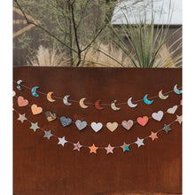 Load image into Gallery viewer, Metallic Cotton Heart Garland
