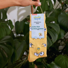 Load image into Gallery viewer, SpongeBob Socks that Protect Oceans
